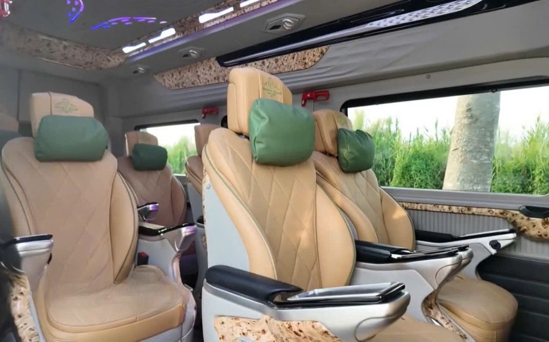 Xe Peter Limousine Tiện ích Nội thất Limousine 9 chỗ