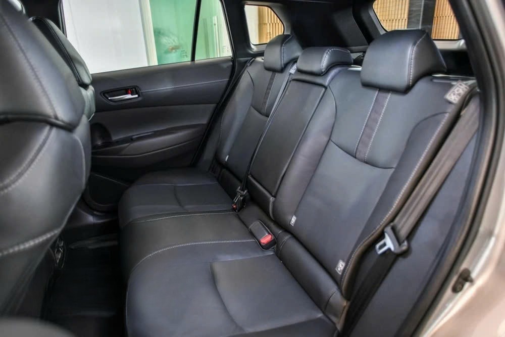 Xe Linh Lê Tiện ích Sơ đồ ghế 7 chỗ 