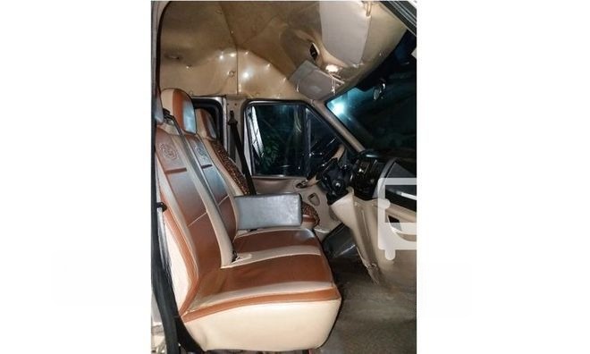 Xe Bảo Trâm Nội thất Ghế ngồi Xe Ford Transit 16 chỗ