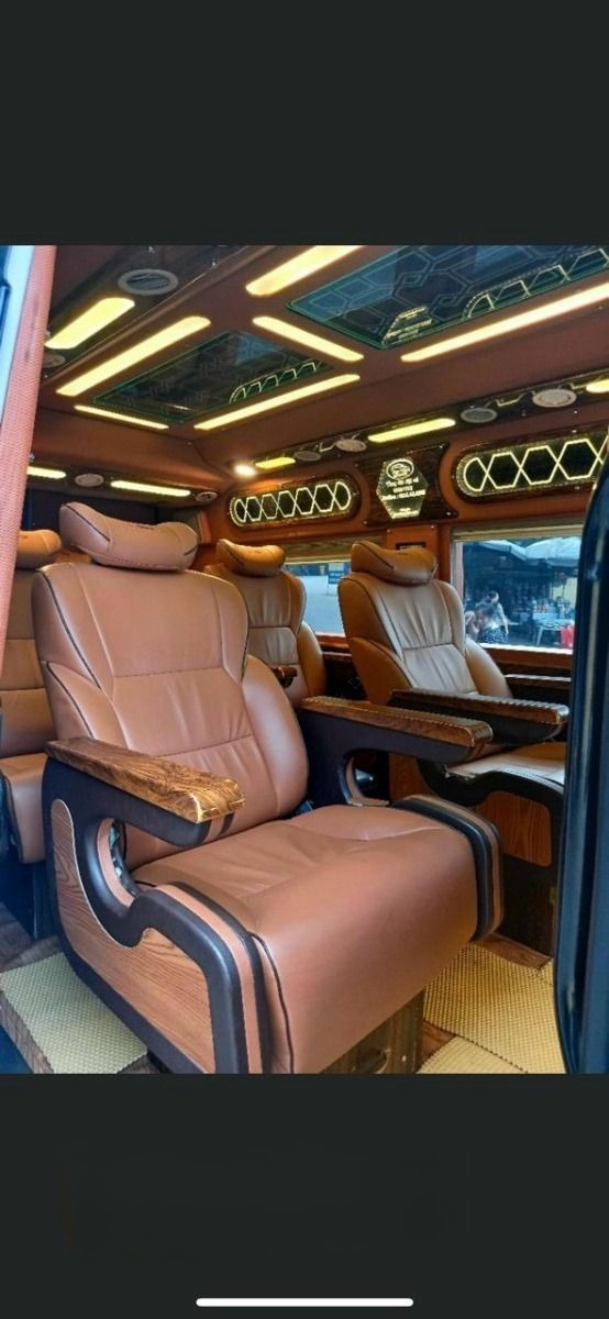 Xe An Bình (Ba Bể) Nội thất Limousine 10 chỗ 