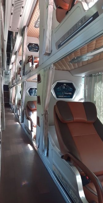 Xe Philip Travel Nội thất Limousine 34 Phòng