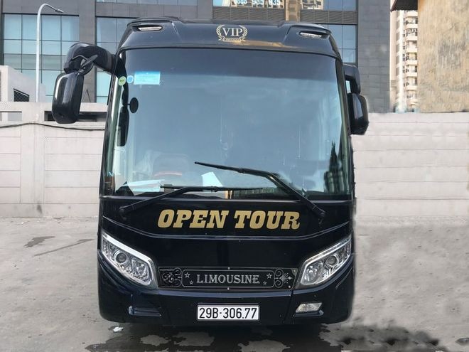 Xe Xuân Tráng Limousine Limousine 16 chỗ VIP