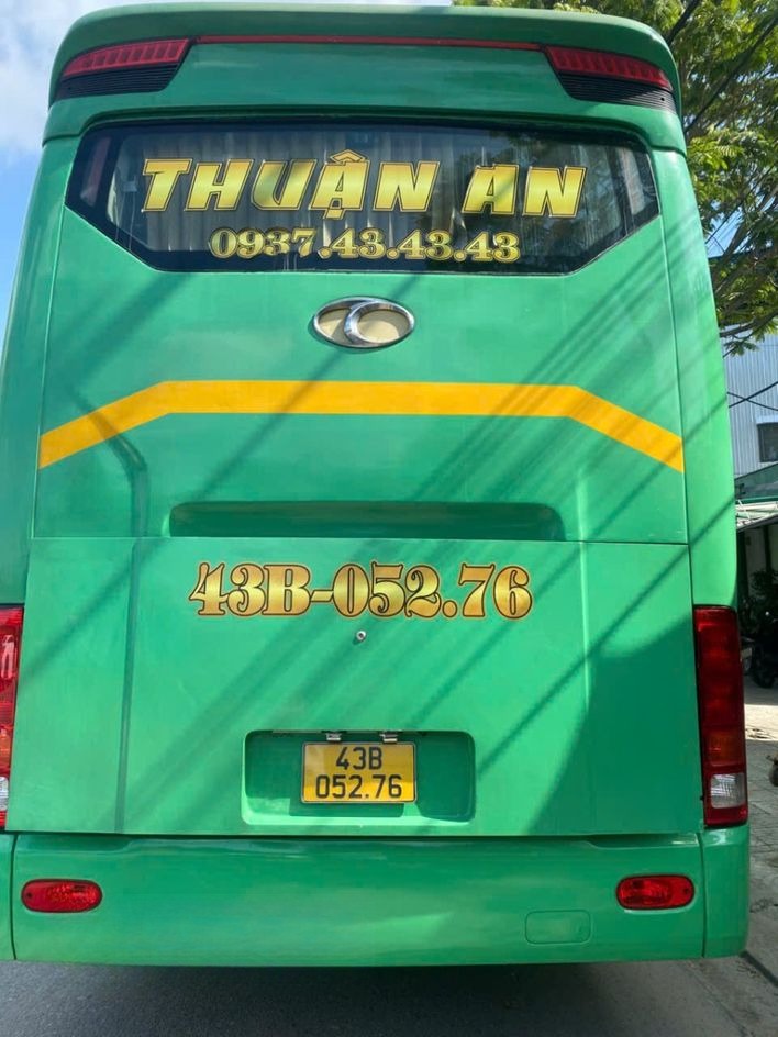 Xe Thuận An Mặt sau xe Giường nằm 44 chỗ