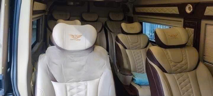 Xe Tân Mai Limousine Tiện ích Limousine 9 chỗ