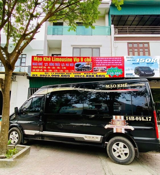 Xe Mạo Khê Limousine Bên hông xe Mặt trước xe Mặt sau xe Limousine 9 chỗ 