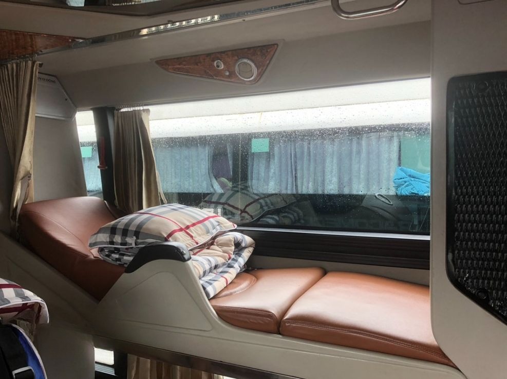 Xe Thanh Thuỷ (Đắk Nông) Giường nằm Tiện ích Nội thất Limousine 34 giường