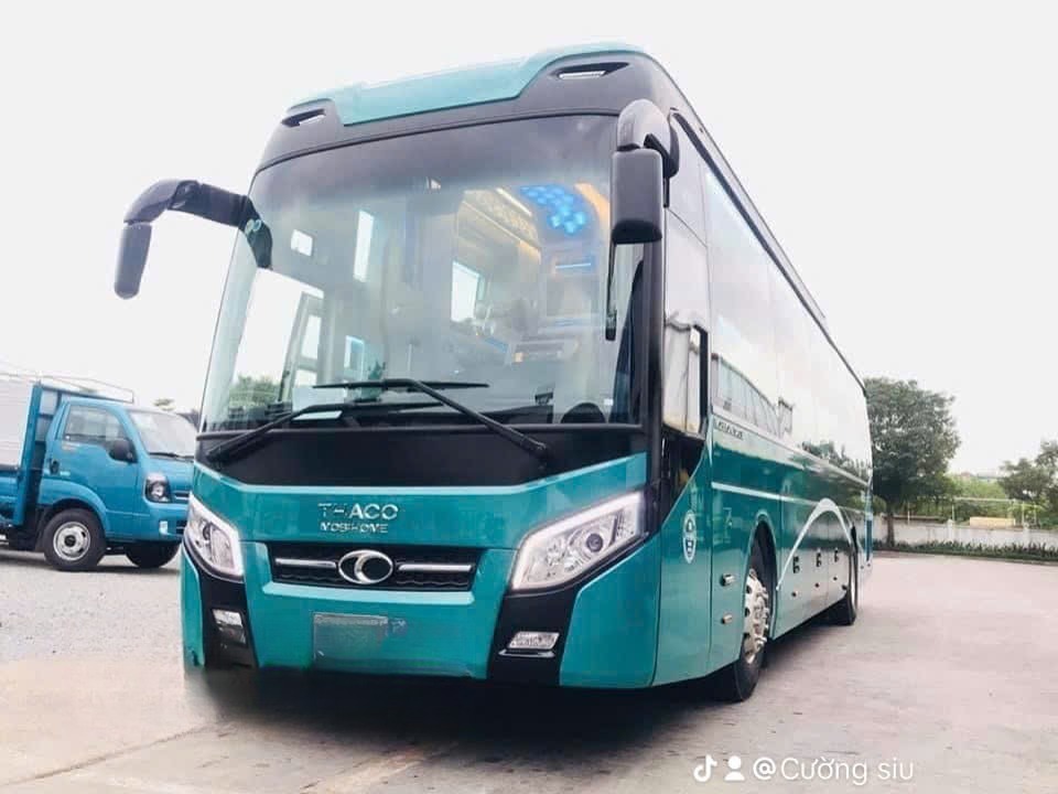 Xe Hùng Thục (Nghệ An) Mặt trước xe 