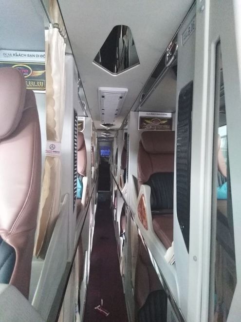 Xe Vương Tấn Dũng Nội thất Limousine 36 chỗ