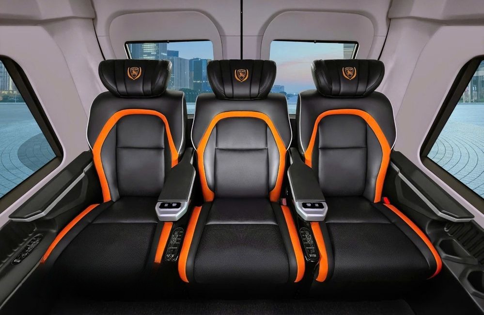 Xe Ngọc Hồng Limousine Ghế ngồi Tiện ích Nội thất Limousine 12 chỗ