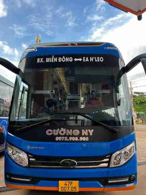 Xe Cường Ny Mặt trước xe Limousine 34 giường 