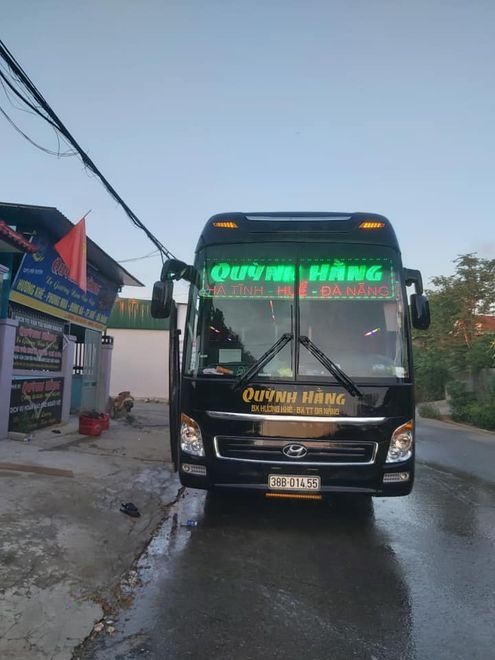 Xe Quỳnh Hằng Mặt trước xe Giường nằm 46 chỗ