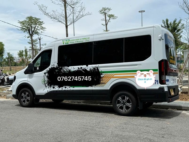 Xe Thanh Binh 7 Car Bên hông xe Limousine 9 chỗ