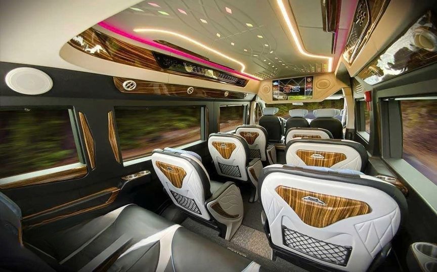 Xe Lovabus Nội thất Ghế ngồi Tiện ích Limousine 11 chỗ