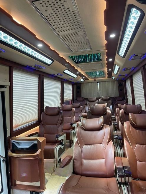 Xe Duy Khánh Limousine Nội thất Tiện ích Limousine 19 chỗ