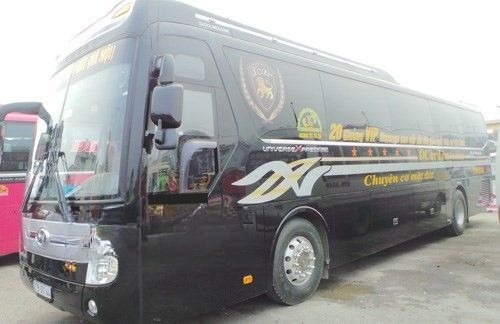 Xe Tiến Tuế Bên hông xe Giường nằm 20 chỗ VIP