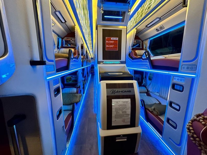 Xe Việt Tân Phát Giường nằm Tiện ích Nội thất Limousine 34 Phòng