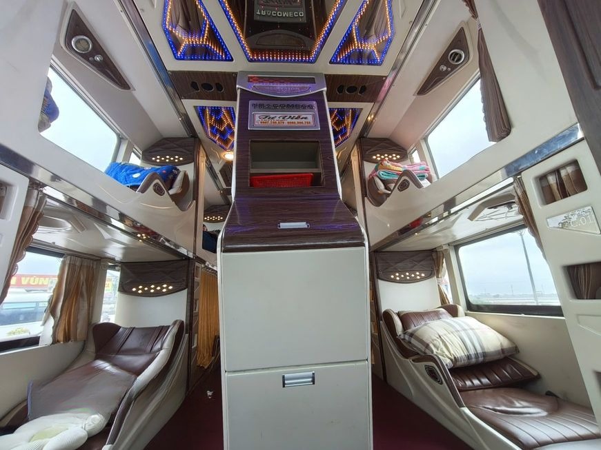 Xe Tư Viễn Nội thất 34 cabin VIP