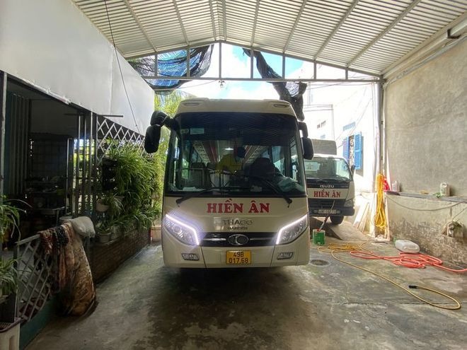 Xe Hiền Ân Mặt trước xe Ghế ngồi 29 chỗ VIP