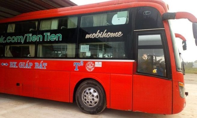 Bên hông xe Giường nằm 44 chỗ Tiến Tiến