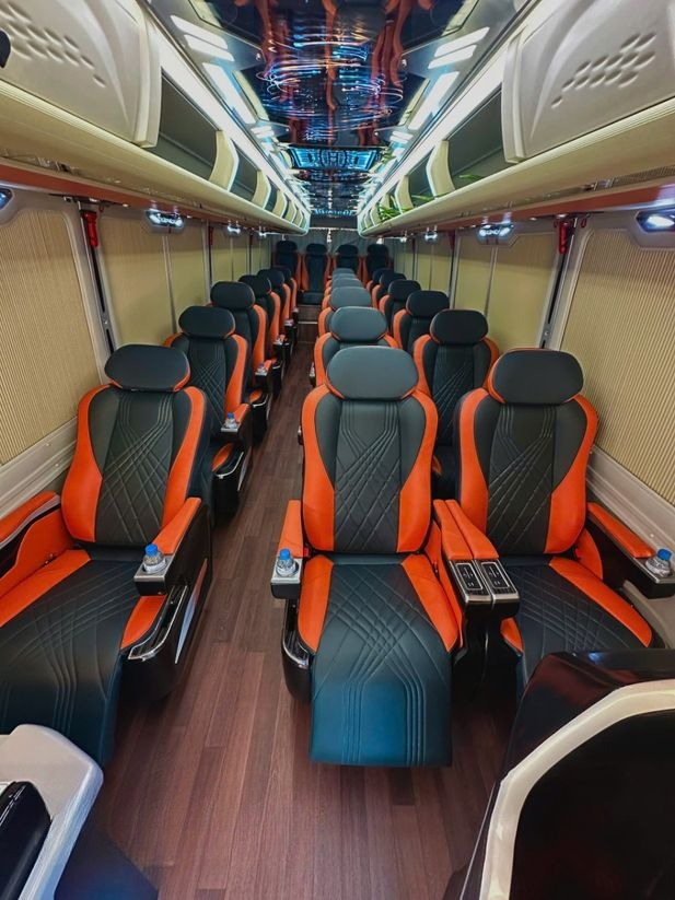 Xe Xuân Pha Nội thất Limousine 22 chỗ