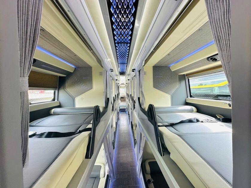 Xe Tín Phát Limousine Nội thất Giường nằm Limousine 24 Phòng