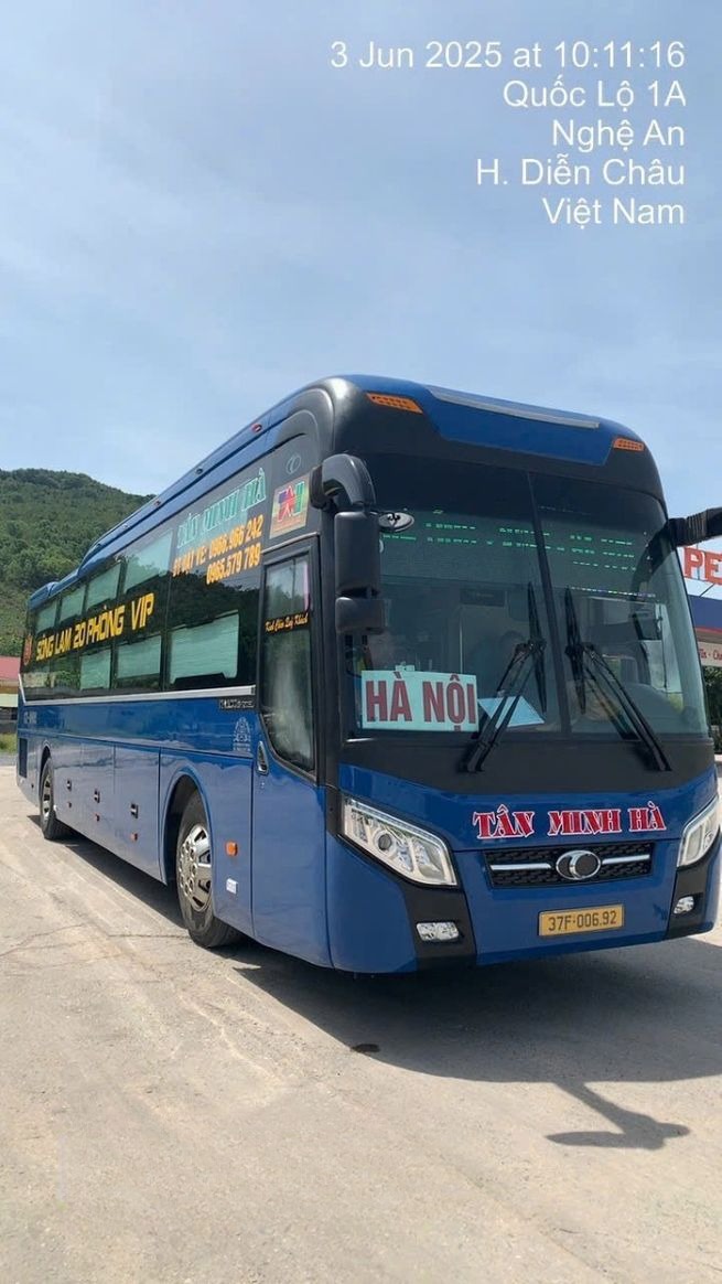 Xe Tân Minh Hà Mặt trước xe Bên hông xe VIP 22 Phòng
