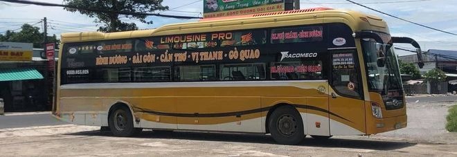 Xe Ánh Bình Minh Bên hông xe Giường nằm 40 chỗ