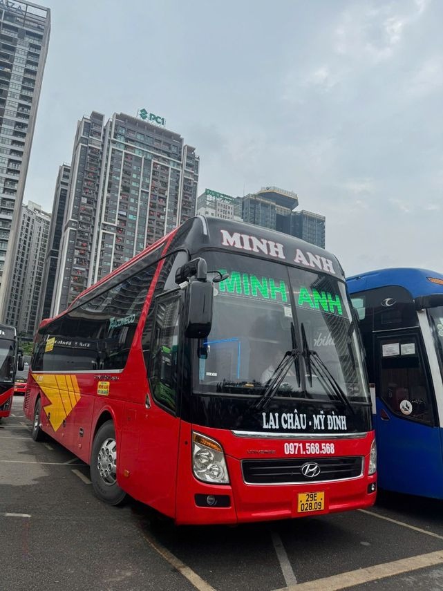 Xe Minh Anh Lai Châu Mặt trước xe Limousine 20 phòng