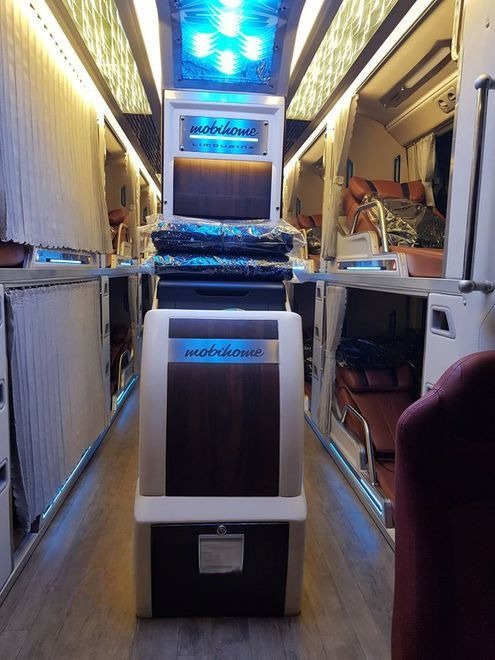 Xe Châu Tịnh Nội thất Limousine VIP 32 phòng