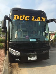 Xe Đức Lan Mặt trước xe Limousine giường nằm 34 chỗ