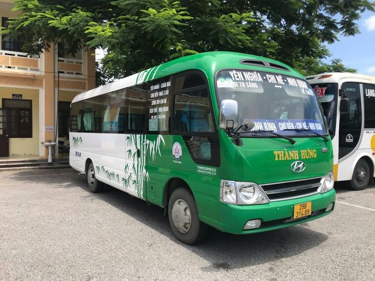 Xe Thành Hưng (Ninh Bình) Mặt trước xe Xe khách 29 chỗ