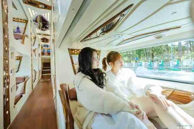 Xe Nguyễn Kim Limousine Giường nằm Limousine 24 phòng