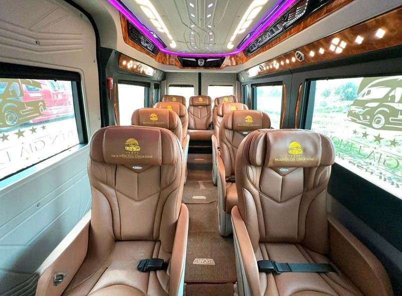 Xe Nguyễn Gia Limousine (Hải Phòng) Tiện ích Nội thất Limousine 11 chỗ
