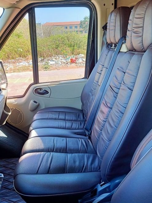 Xe Quốc Hiển Limousine Ghế ngồi Limousine 9 chỗ