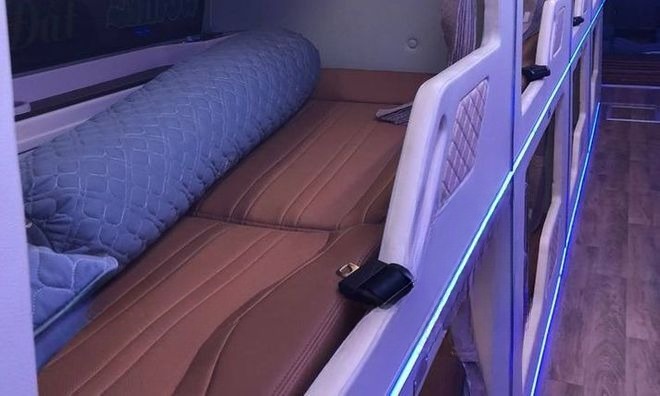 Xe Lovabus Giường nằm Nội thất Limousine 22 phòng
