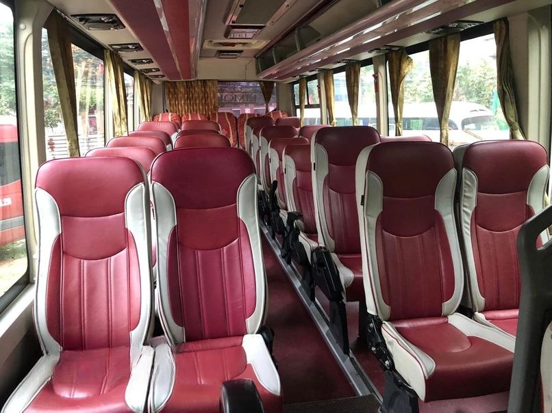 Xe Daily Limousine Nội thất Tiện ích Fuso 22