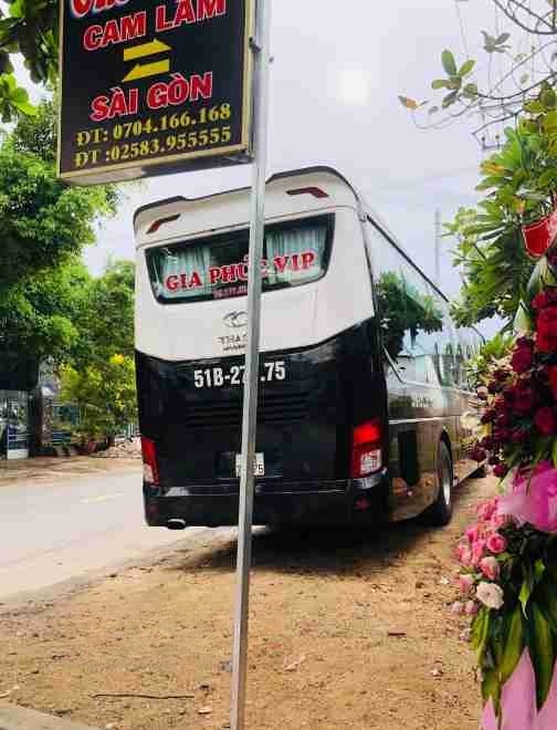Xe Gia Phúc - Cam Ranh Mặt sau xe Gường nằm Limousine 22 chỗ
