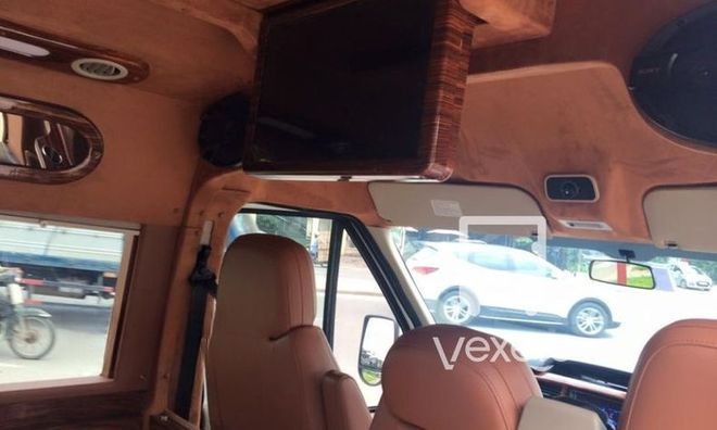 Xe Xuân Trường (Quảng Ninh) Tiện ích Limousine 9 chỗ