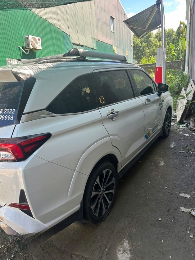 Rin Hà Travel Car