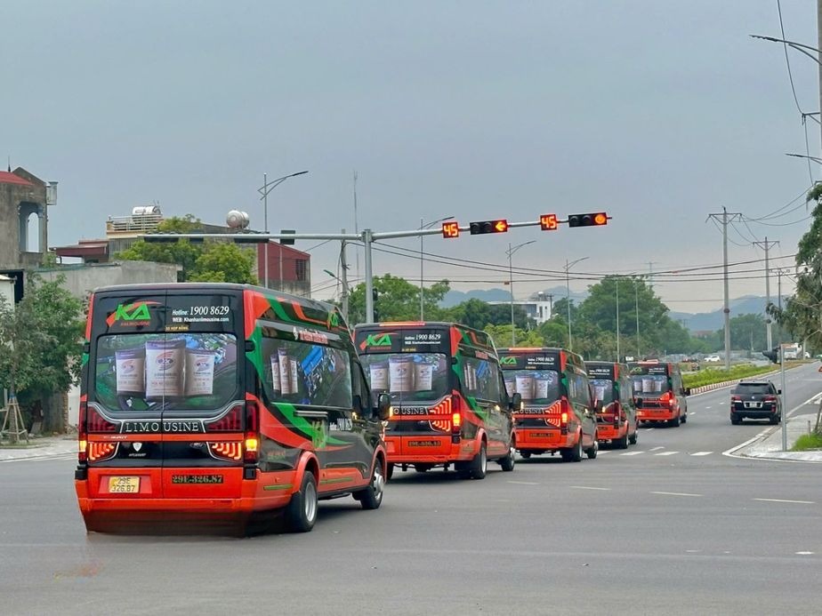 Xe Khánh An Limousine Mặt sau xe Sơ đồ 11 chỗ