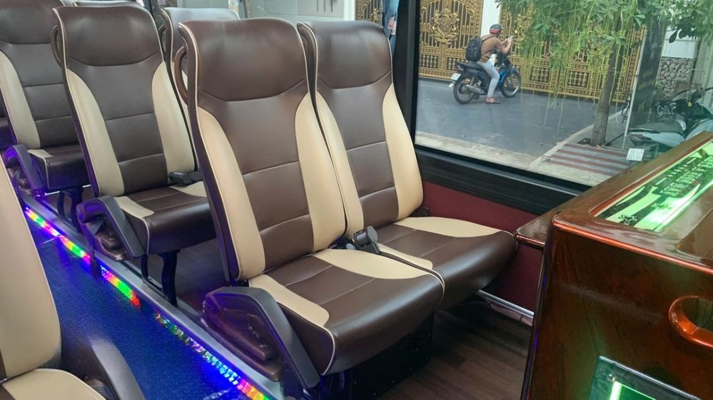 Xe Đan Anh Ghế ngồi Ghế ngồi 29 chỗ 
