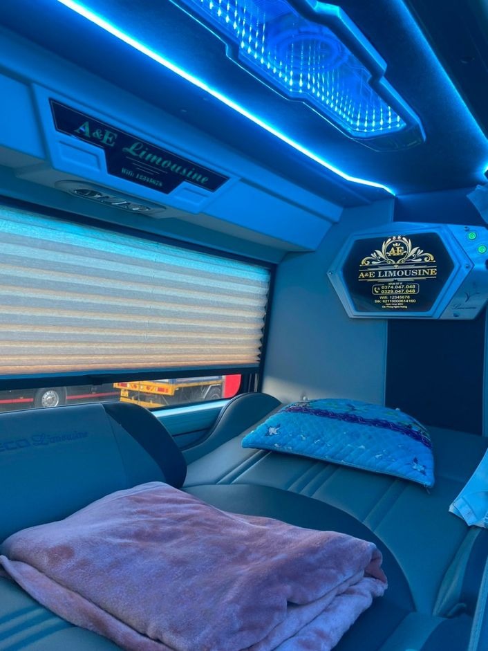 Xe A&E Travel Giường nằm Tiện ích Nội thất Limousine 24 phòng