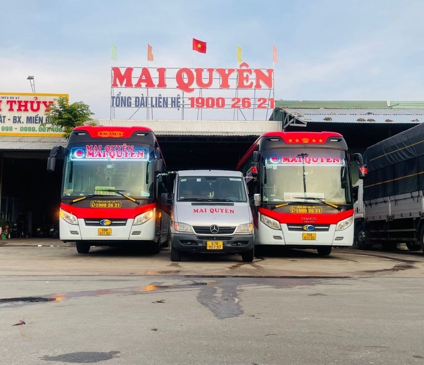 Xe Mai Quyên Mặt trước xe Limousine 34 Phòng