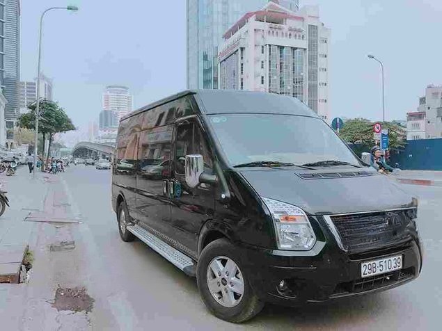 Limousine 9 chỗ VIP Non Nước Ninh Bình