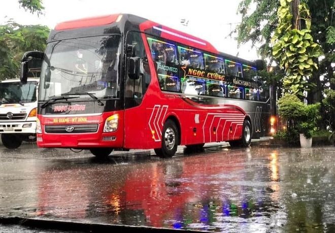Xe Ngọc Cường Mặt trước xe Limousine giường nằm 34 chỗ