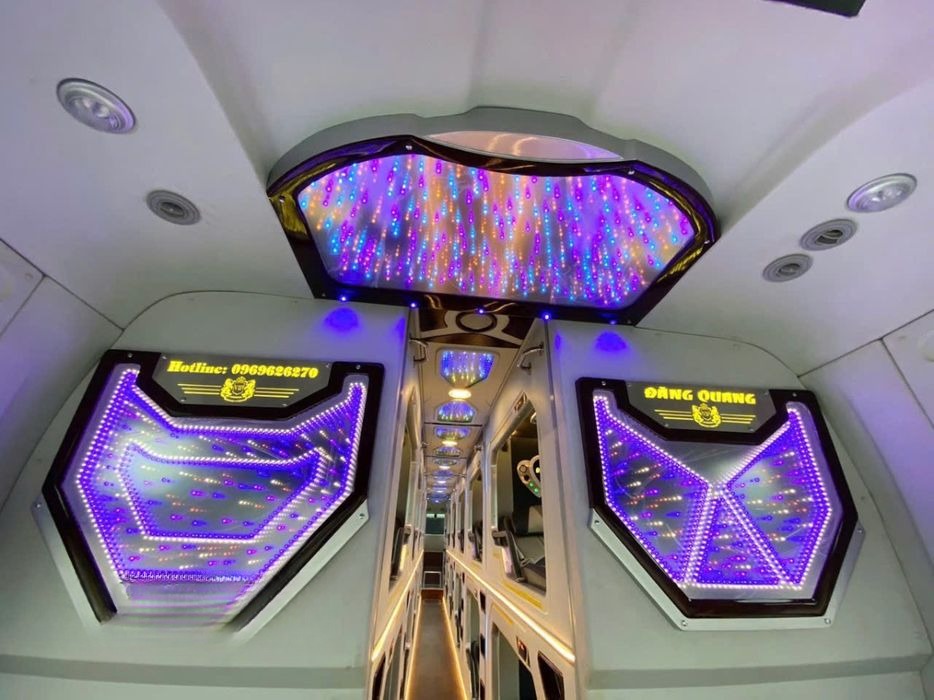 Xe Đăng Quang (Hà Giang) Nội thất Limousine 24 chỗ