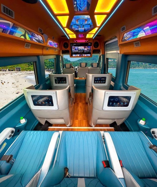 Xe Vie Limousine Nội thất Limousine 9 chỗ