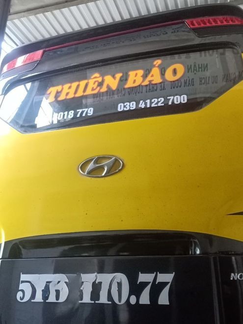 Xe Thiên Bảo Mặt sau xe Ghế ngồi 40 chỗ