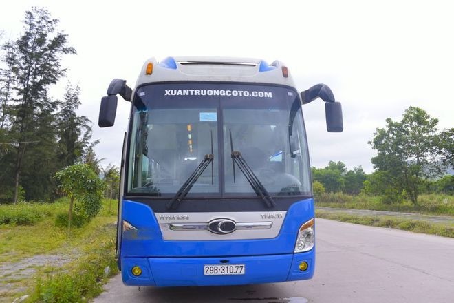 Xe Hoàng Khôi Limousine  Mặt trước xe Giường nằm đôi 40 chỗ