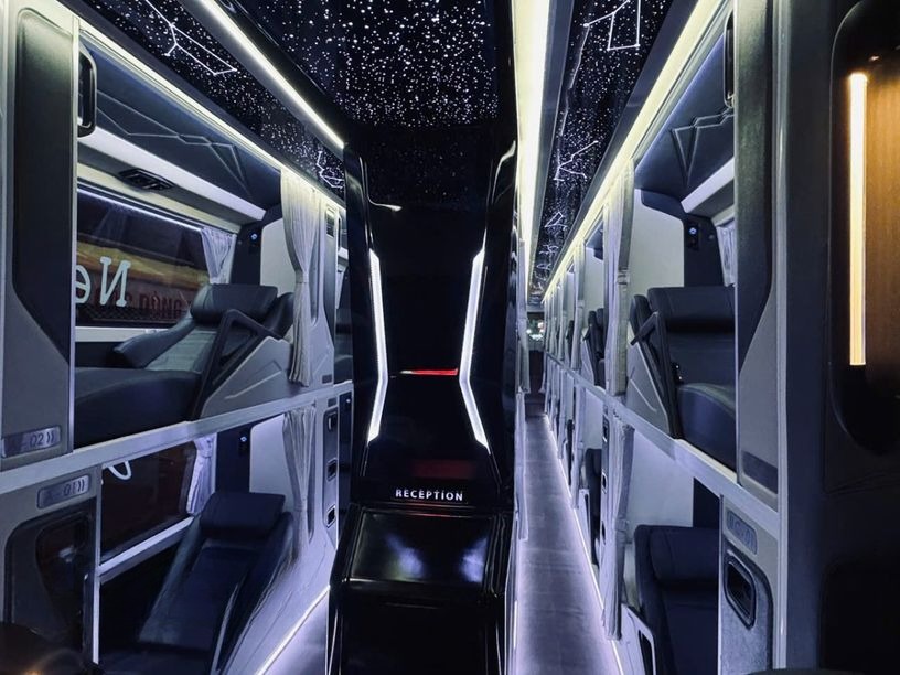 Xe Cường Ny Giường nằm Nội thất Limousine 34 Phòng Luxury
